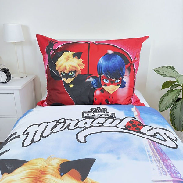 Miraculous Ladybug Fleecedecke – 100x140 Cm, 100% Polyester, Kuscheliger Überwurf Für Kinder, Rotes Cartoon-Design