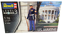 Revell 02804 US MARINE Soldat, Modellbausatz Militär Figur, 28 Teile, 1 Figur, Maßstab 1:16, Level 3